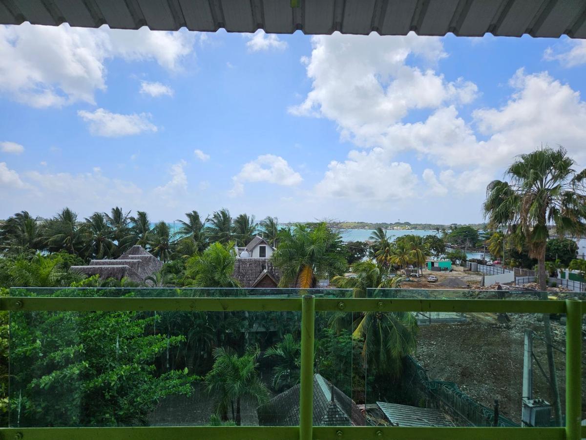 La Belle Etoile Aparthotel กรองด์เบย์ ภายนอก รูปภาพ